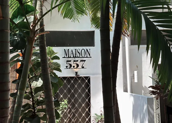 Maison 557 3*